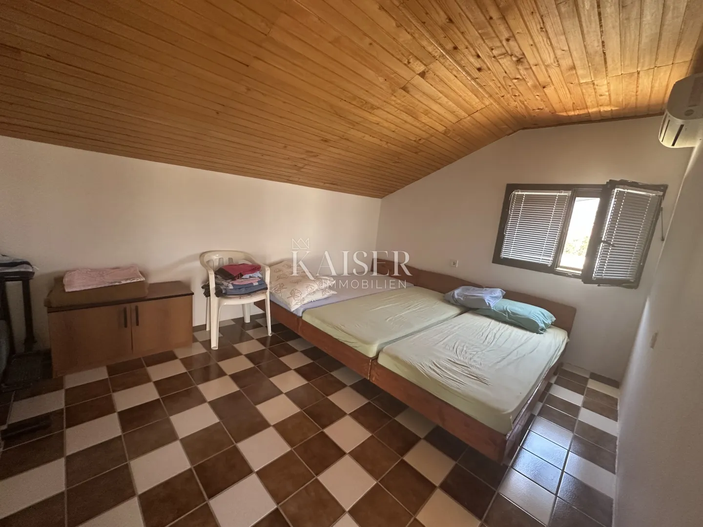 zadar, vir - kuća 100 m² drugi red do mora , 20 m od plaže - slika 12