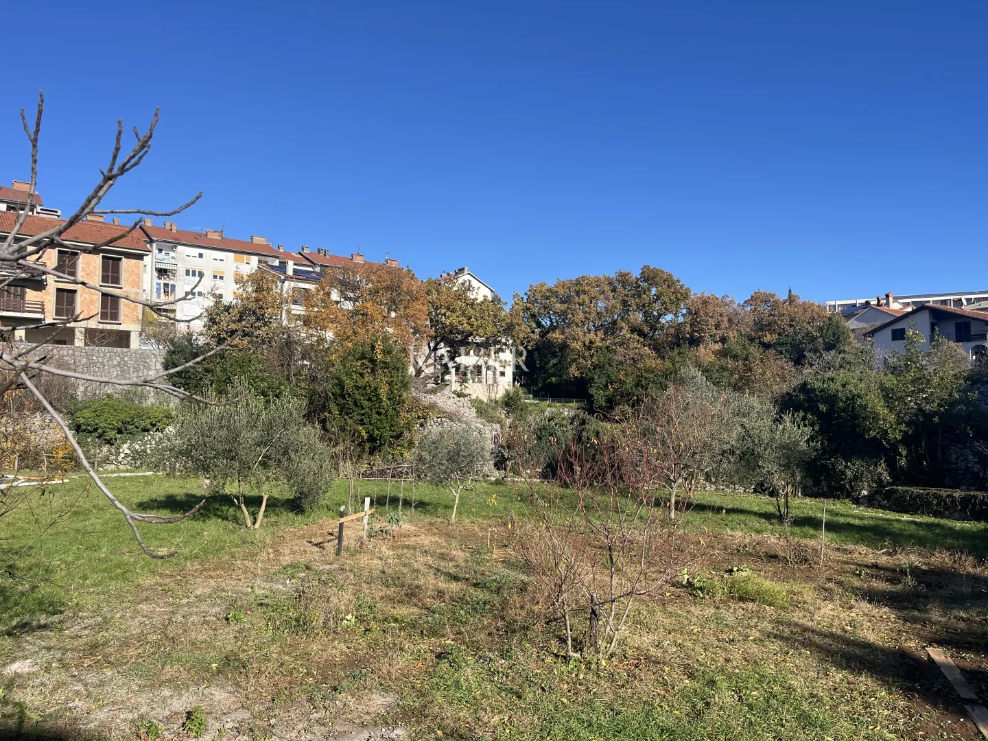 Srdoči - Građevinsko zemljište u samom centru! 990 m2 - Rijeka