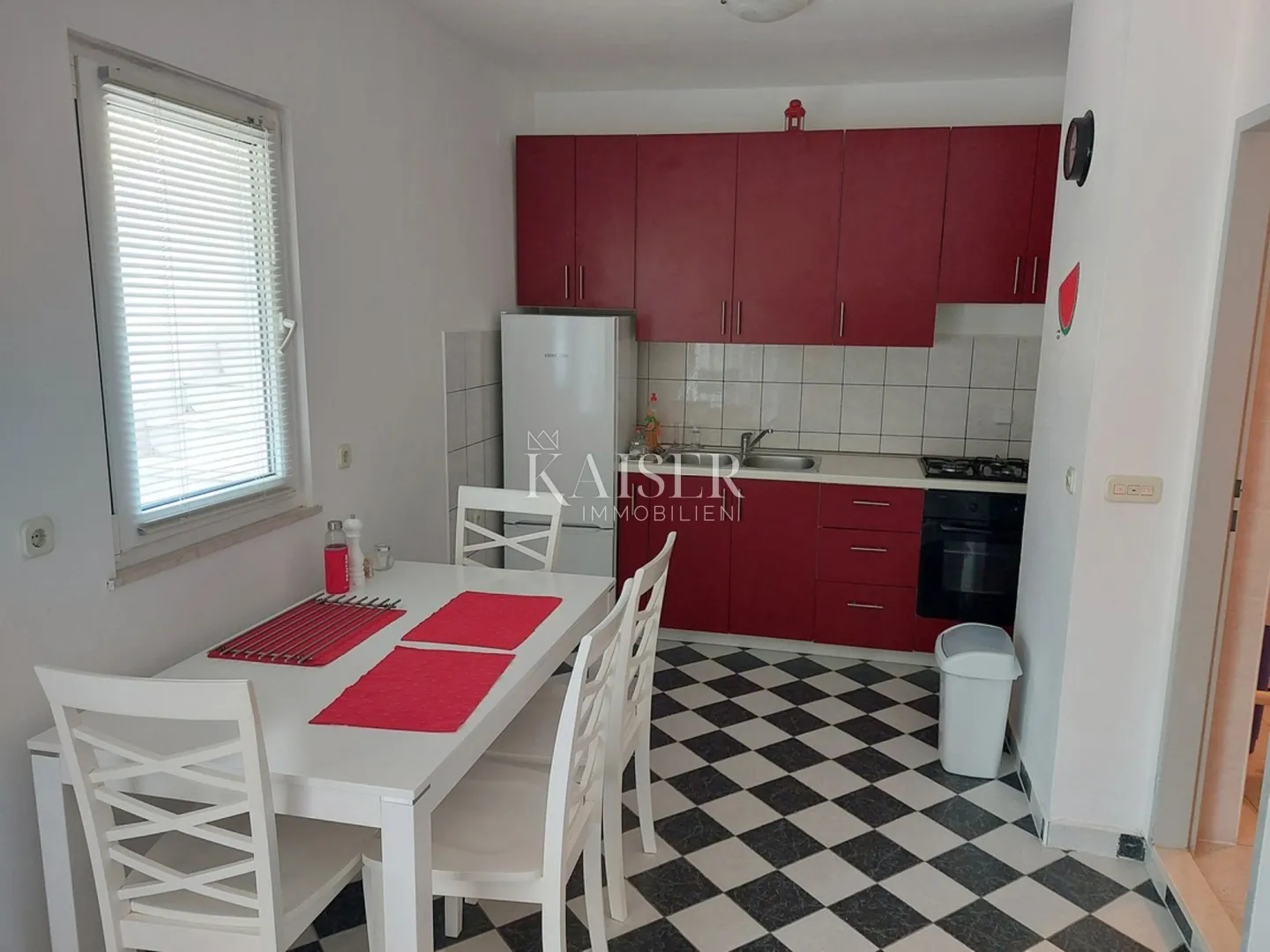 apartman u prizemlju s dvorištem, idealan za obitelji, rogoznica – lozica - slika 44