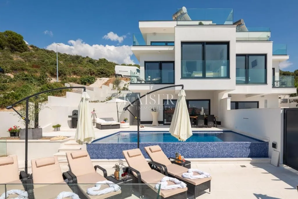 šibenik-rogoznica – moderna luksuzna vila s panoramskim pogledom na more i infinity bazenom - slika 2