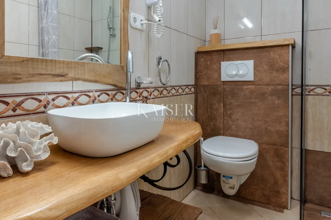 istra, rovinj- jedinstven stan 50m2 korak do mora - slika 16