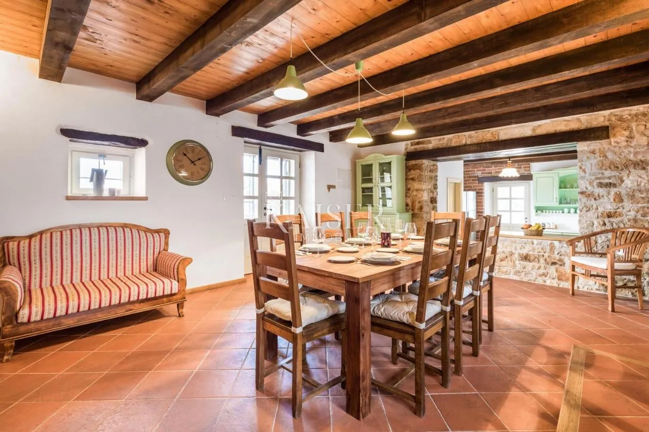 istra - villa s bazenom i okućnicom 1000 m2 - slika 21