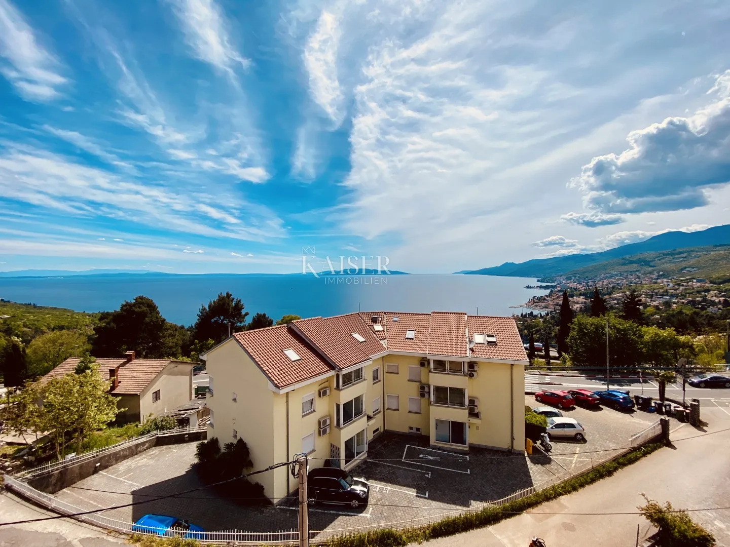 opatija – troetažni stan s krovnom terasom i panoramskim pogledom (h2a3) - slika 12
