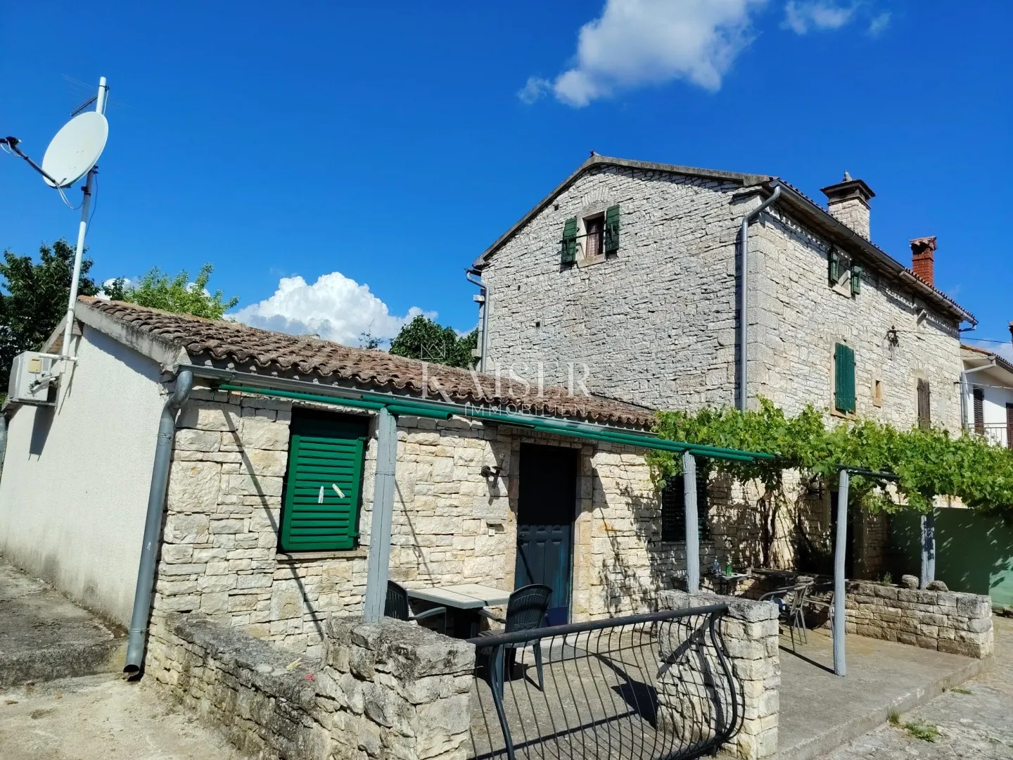 istra, smoljanci, renovirano imanje 190m2 - slika 1