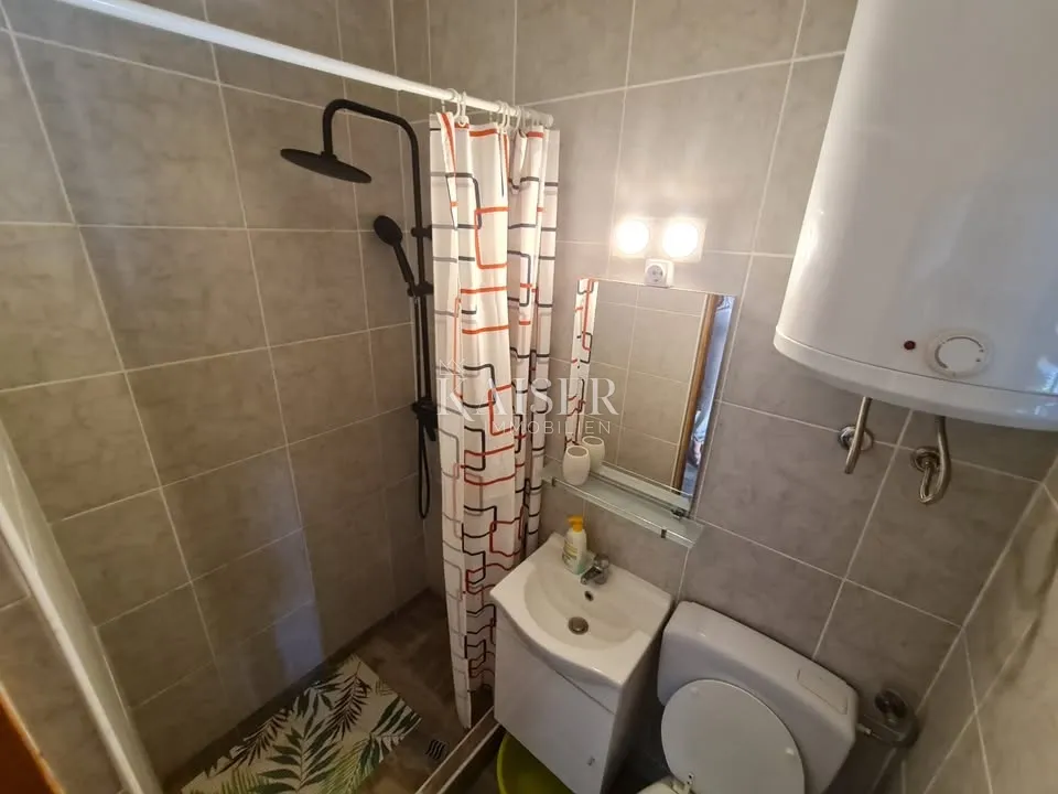 zadar – sabunike kuća sa 6 apartmana 233 m2 - slika 15