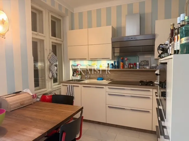 rijeka, pećine - stan prvi red do mora i studio apartman u suterenu - slika 9