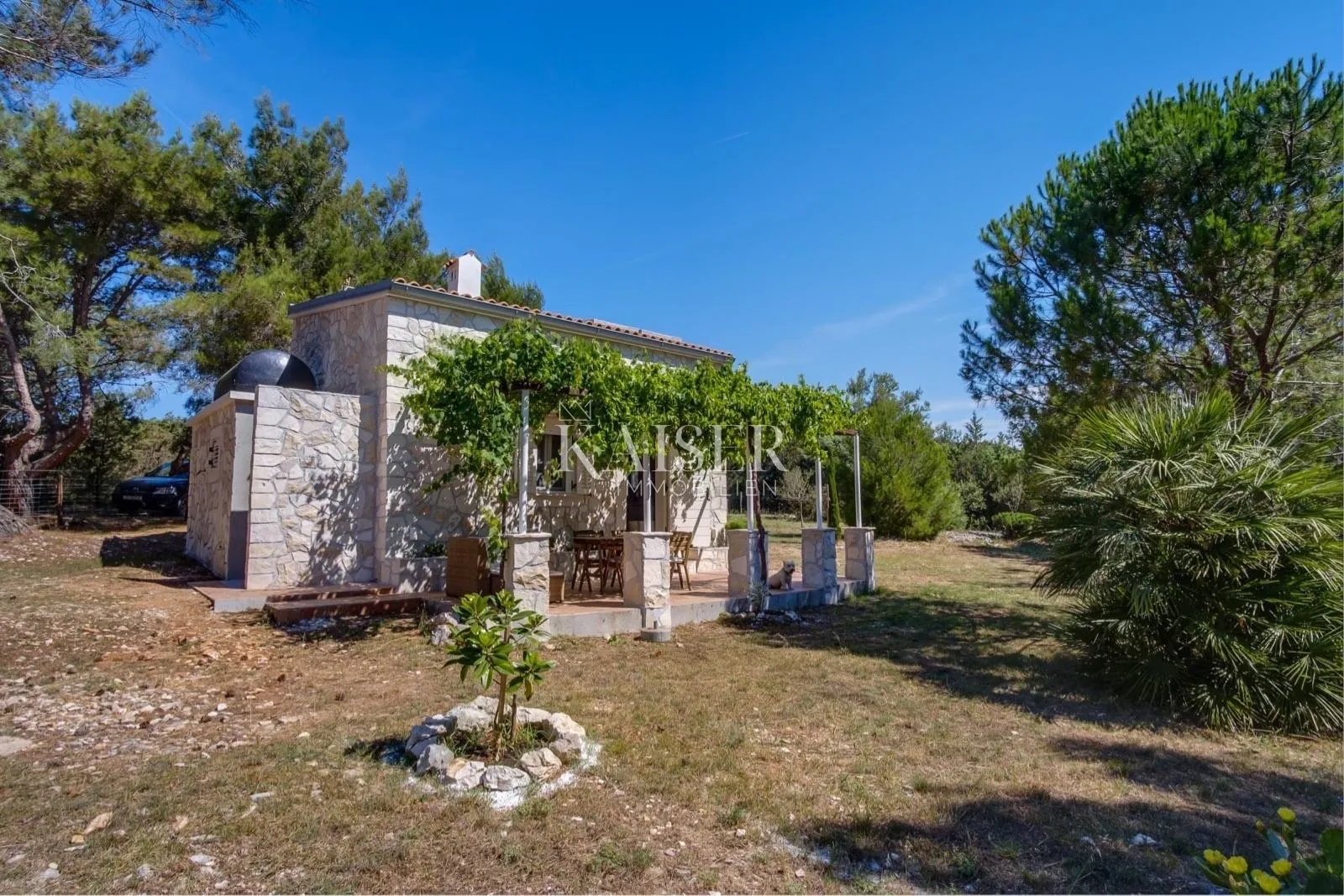 mali lošinj - kamena kućica u prirodi - slika 11