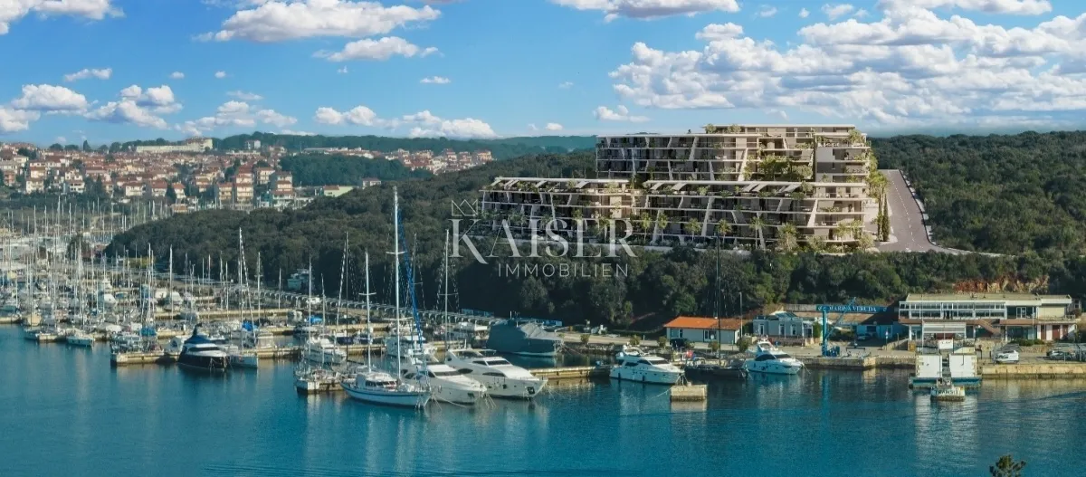 Istra, Pula - stan Marina Veruda pogled more