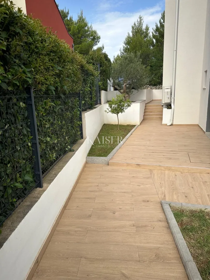 pridraga - elegantna vila 200 m od mora - slika 8