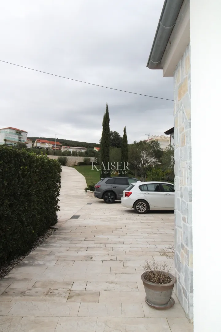 zadar,sv.petar- mediterasnka raskošna vila prvi red do mora - slika 40