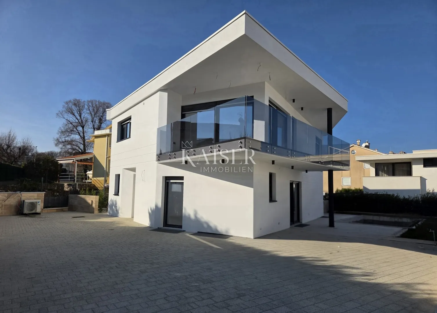 Otok Krk, Malinska - Luksuzna dvojna kuća sa privatnim bazenom 177 m2 - Malinska, Malinska-Dubašnica