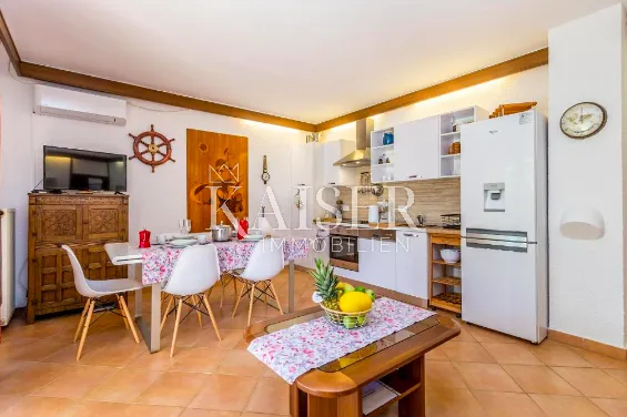 otok krk, pinezići - samostojeća kuća 410m2 - slika 8