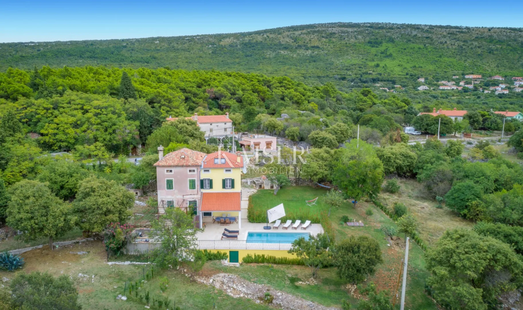 istra, labin - prilika, kuća s bazenom na velikoj okućnici i pogledom na more, 120 m2 - slika 20
