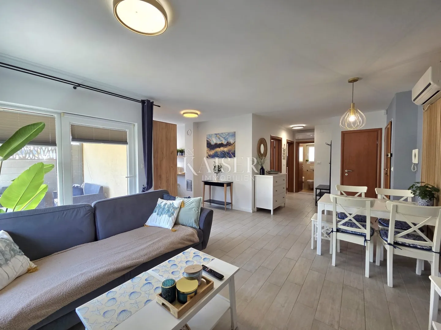Krk, Čižići - stan 61m2 u prizemlju, sa 70m2 okućnice - Čižići, Dobrinj