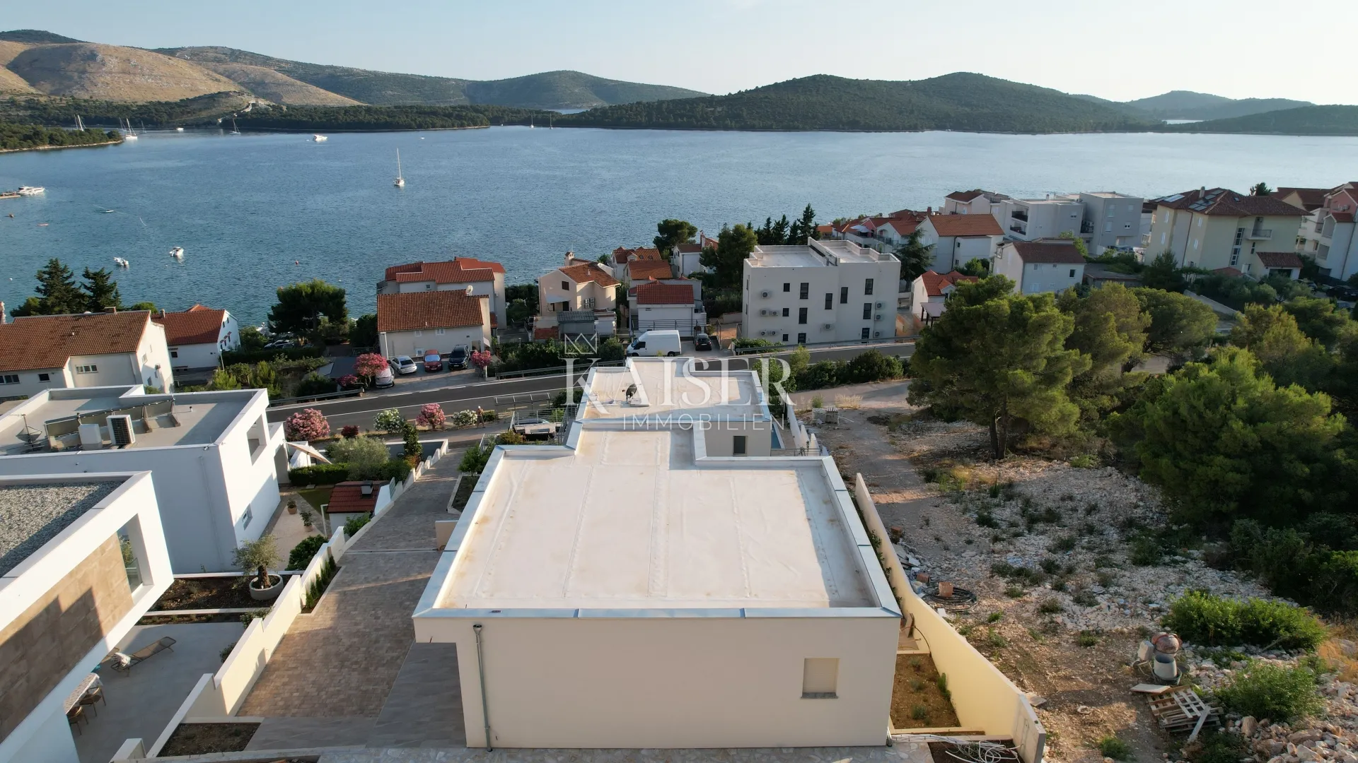 šibenik, jasenovo – luksuzna trosobna kuća 171,15 m² s panoramskim pogledom na more - slika 5