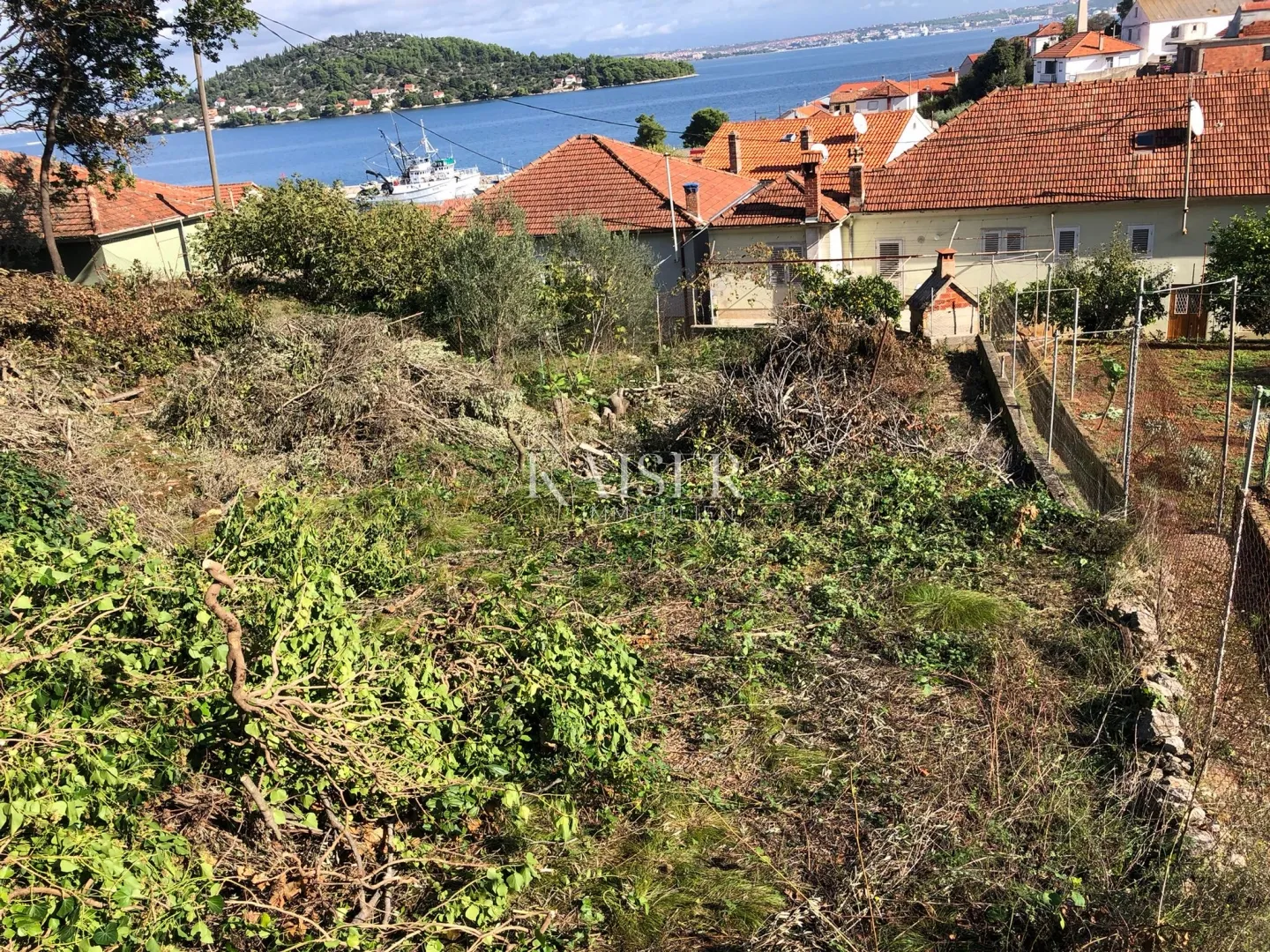 Kali, otok Ugljan Građevinsko zemljište sa pogledom na more
