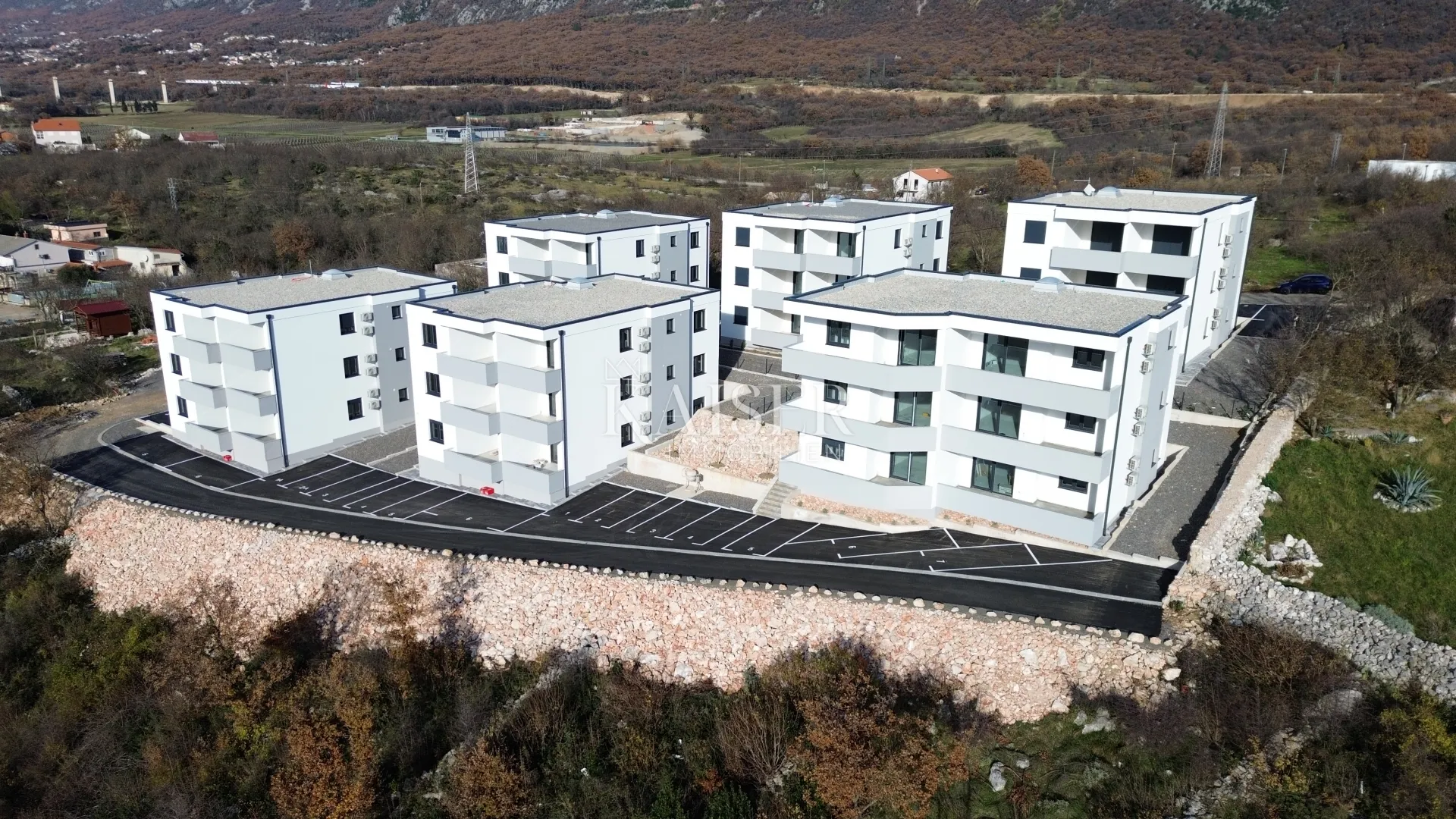 Novi Vinodolski - stan u prizemlju S1 novogradnja 68m2