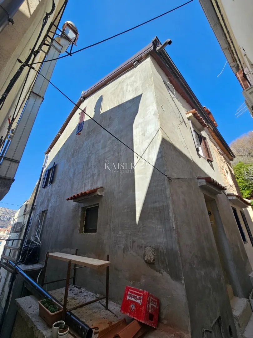 baška - šarmantna kuća u staroj jezgri 85m2 - slika 2