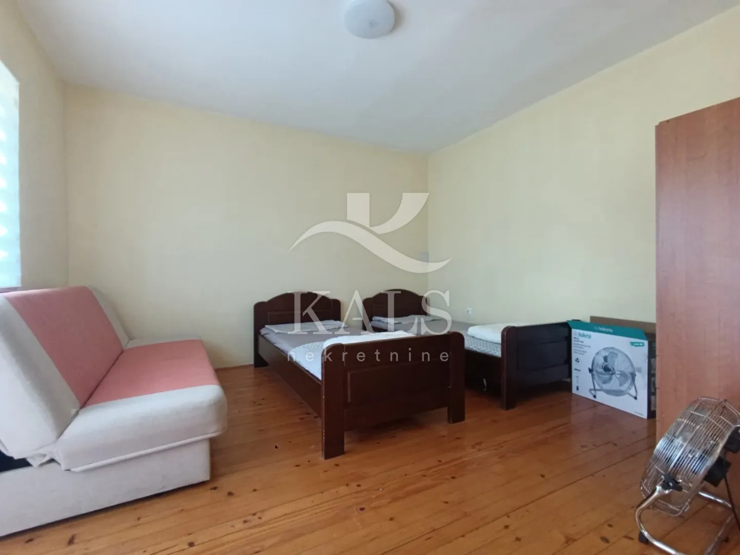 kuća, najam,karlovac,koranski brijeg ,100 m2 - slika 5