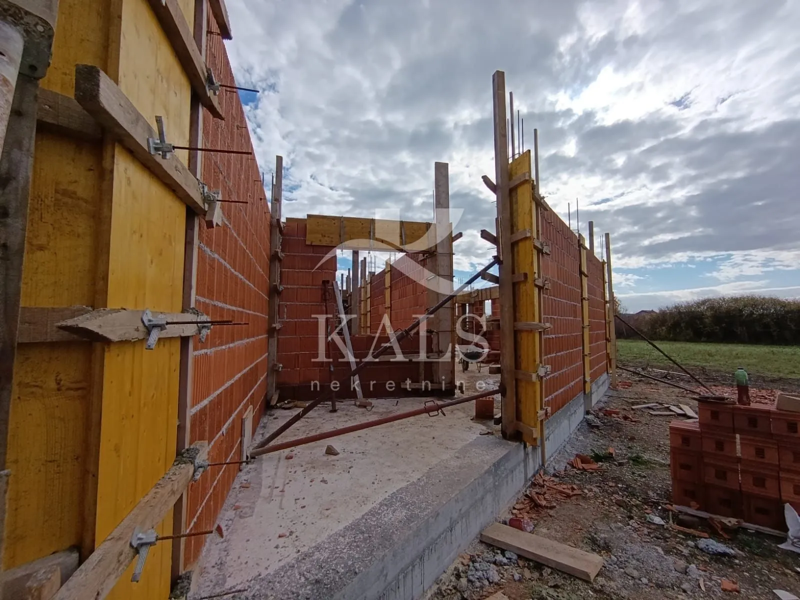 kuća s dva stana, gornji stupnik, prodaja, 200 m2, 6-sobna - slika 17
