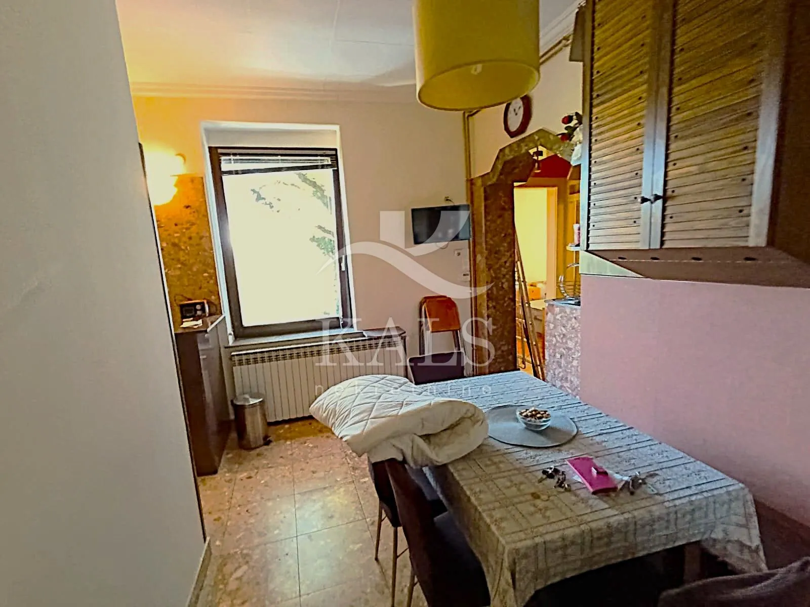 STAN, PRODAJA , ZAGREB, TREŠNJEVKA , 63 m2, 3-soban