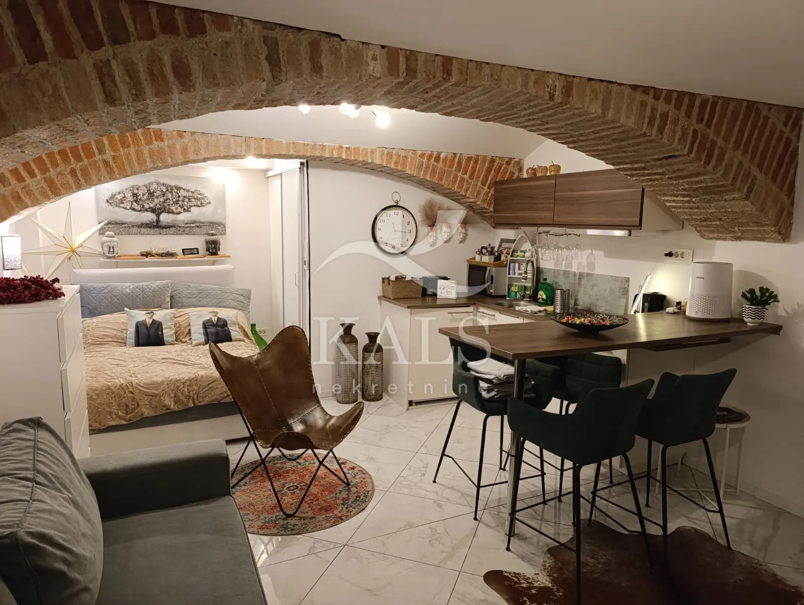 prodaja, zagreb, centar , 30 m2, garsonijera - slika 8