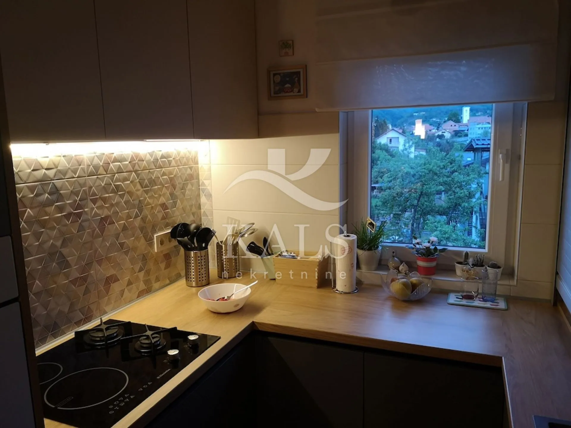 kuća, prodaja, zagreb, podsused ,399 m2 - slika 8
