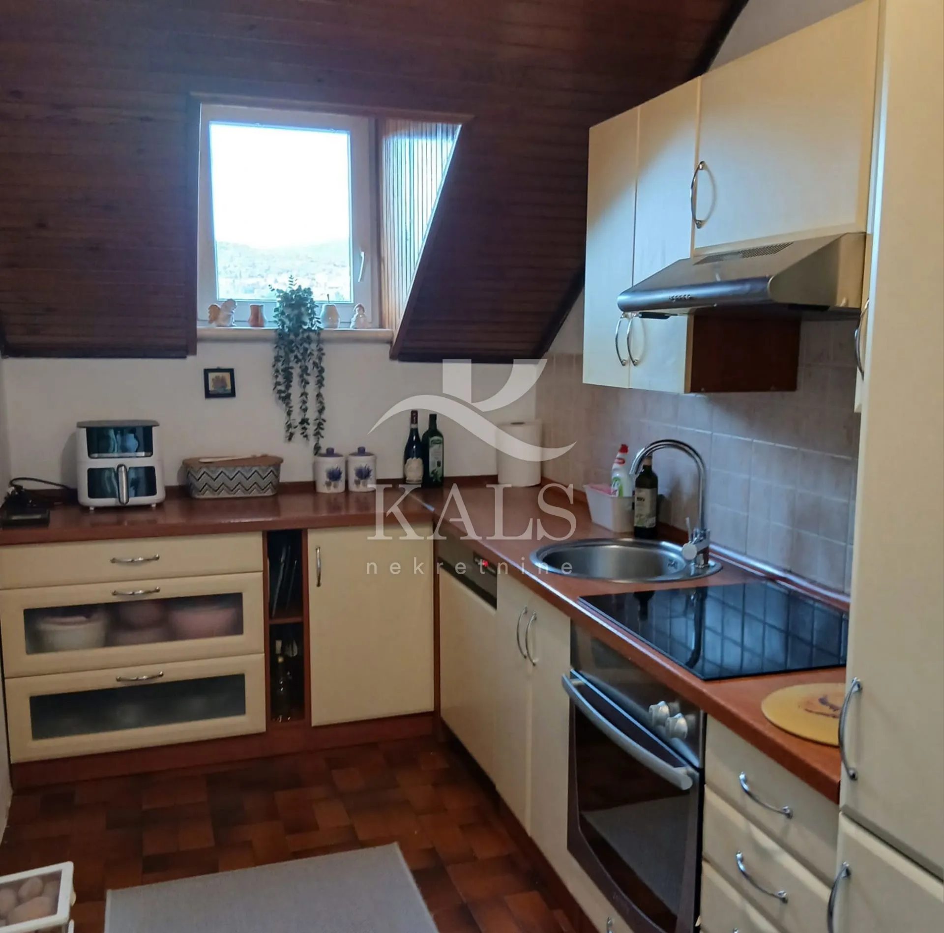 kuća, prodaja, zagreb, podsused ,399 m2 - slika 7