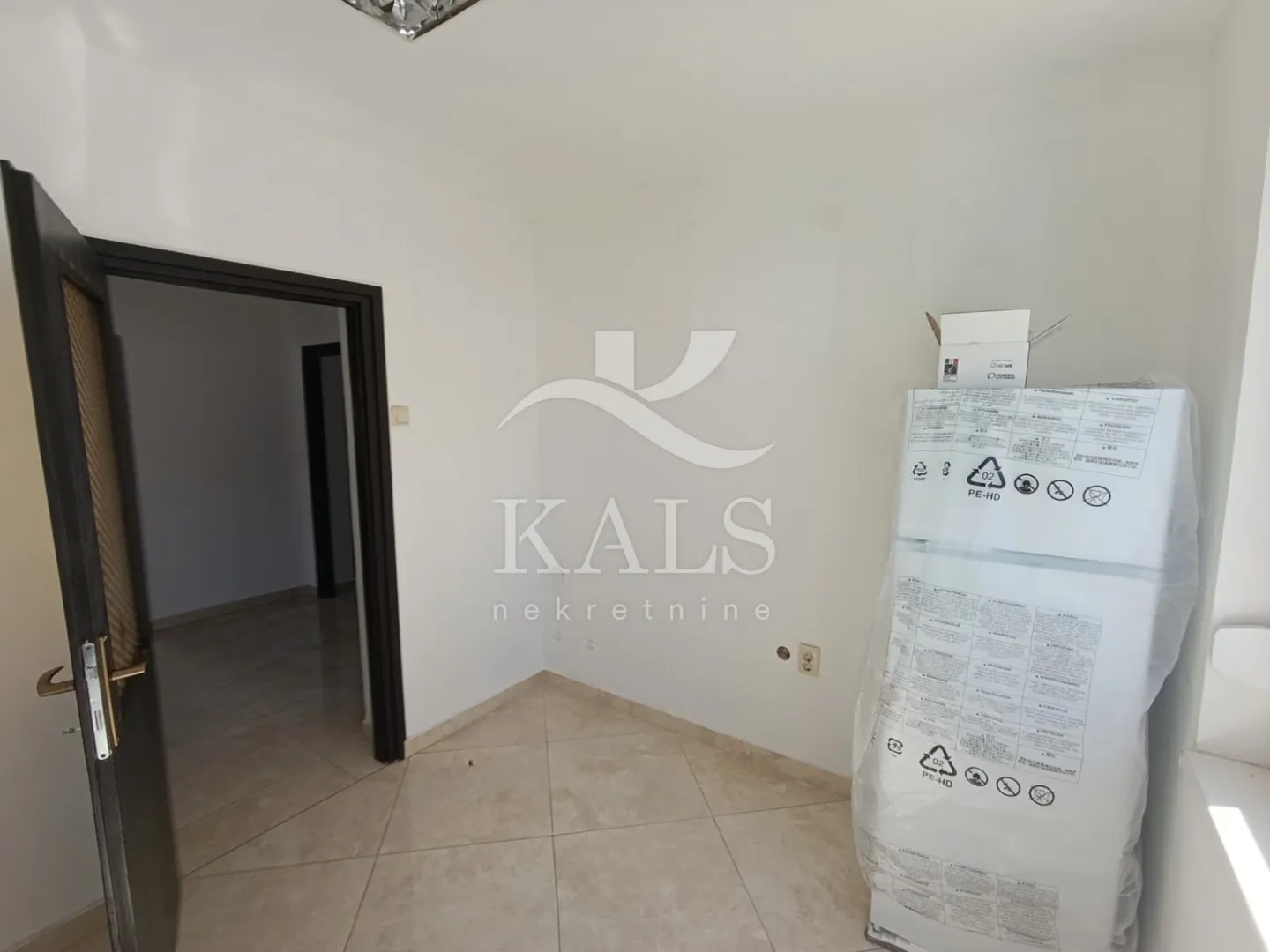 kuća, najam ,karlovac,mekušje,294 m2 - slika 9