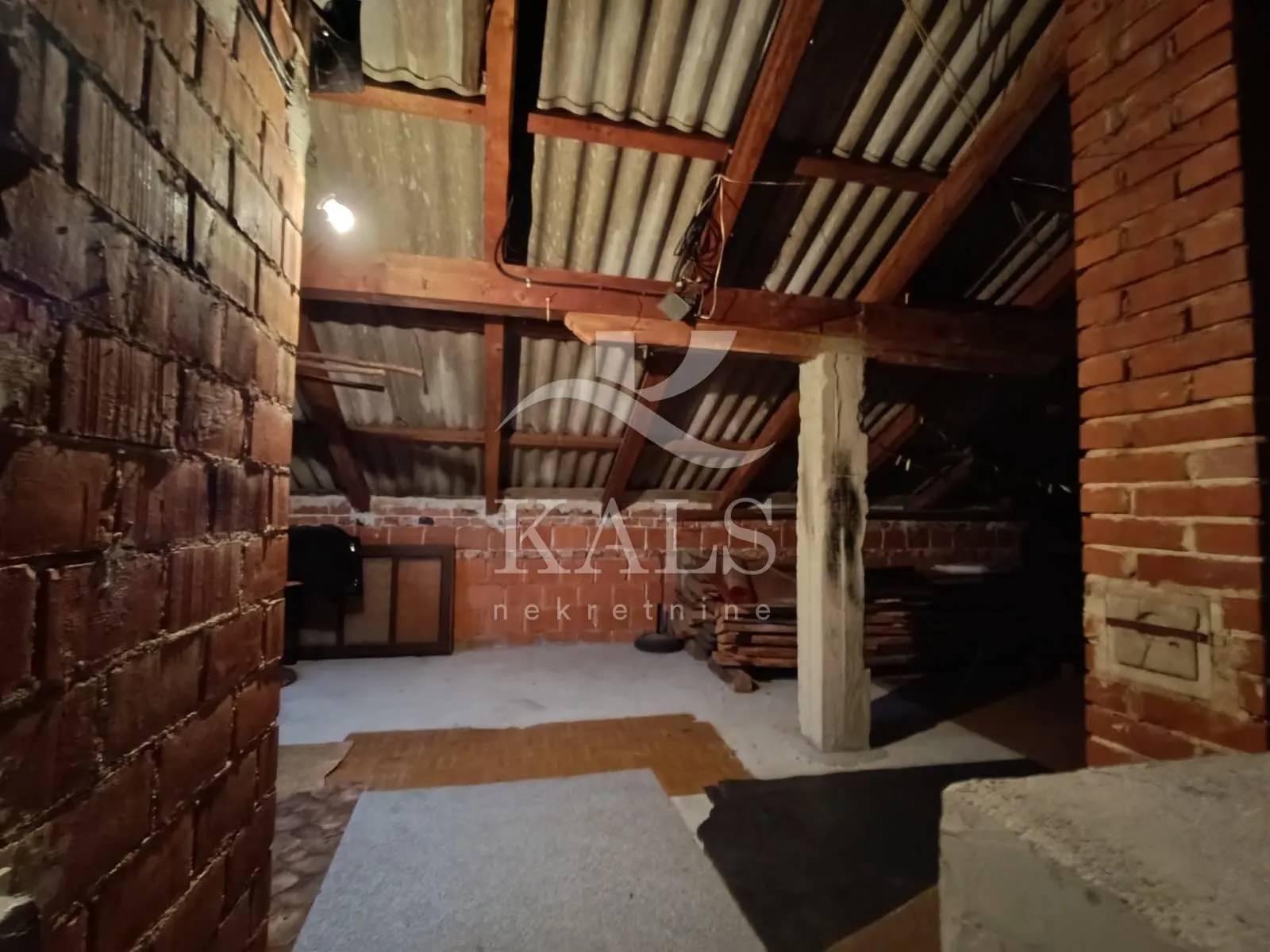 kuća, prodaja, duga resa, mrežnički brig 350 m2 - slika 17