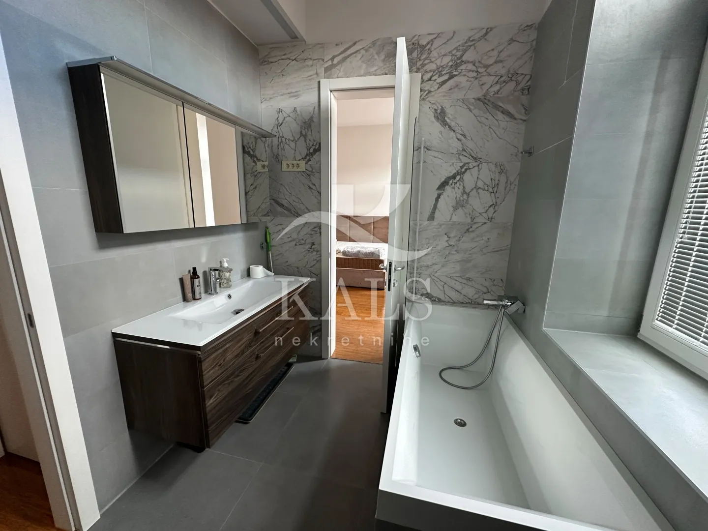 stan, najam, zagreb, donji grad, 102 m2, 3-soban - slika 12