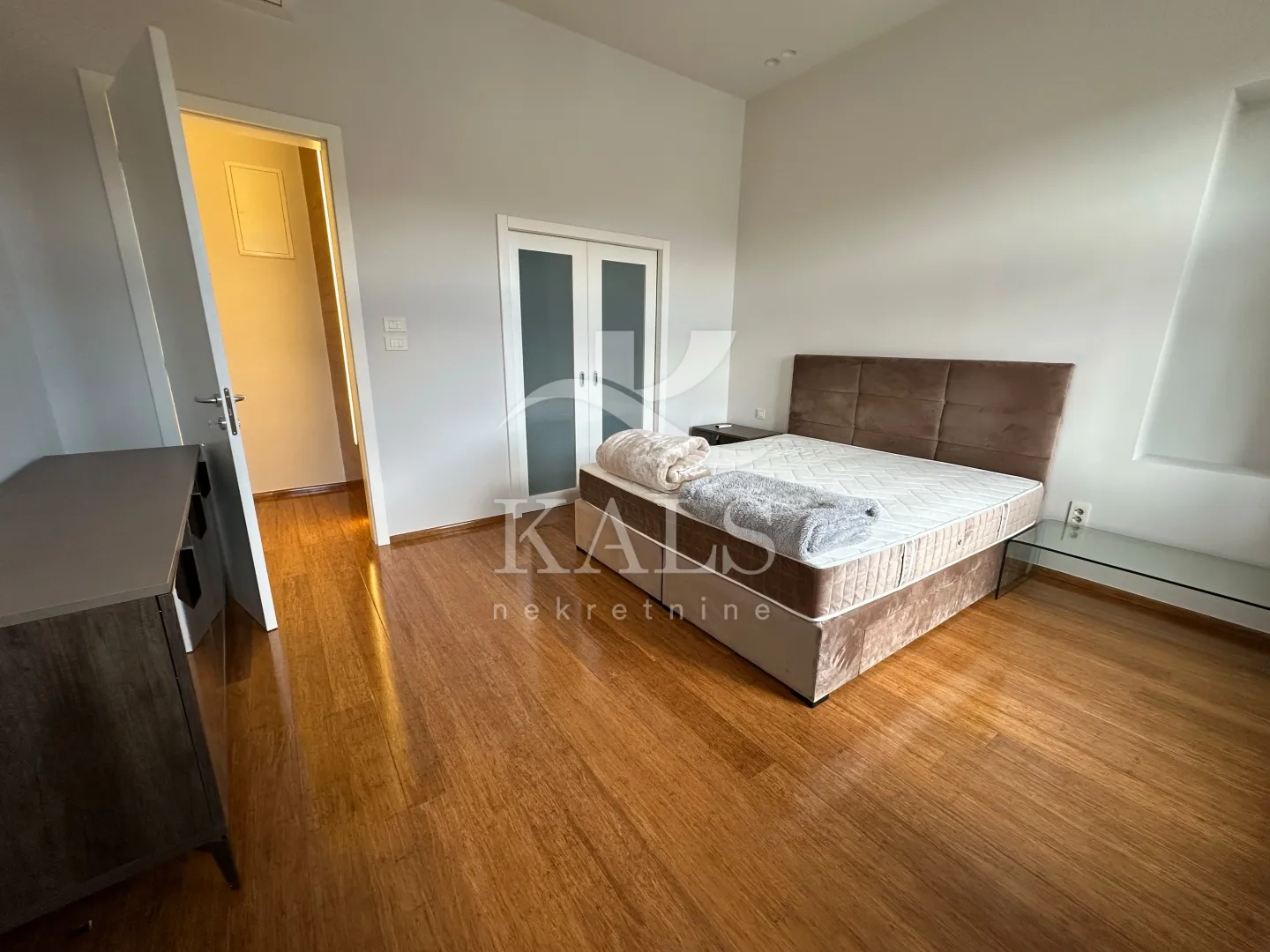 stan, najam, zagreb, donji grad, 102 m2, 3-soban - slika 9