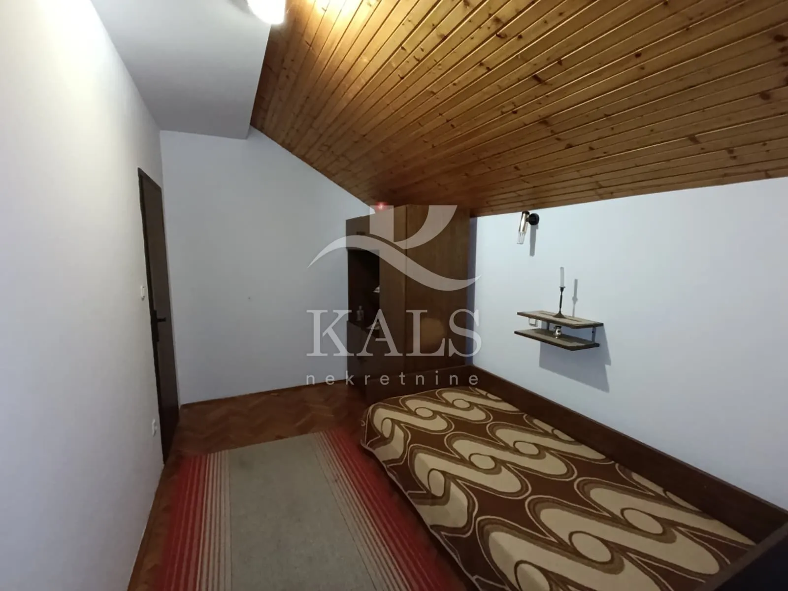 kuća, prodaja, duga resa, mrežnički brig 350 m2 - slika 12