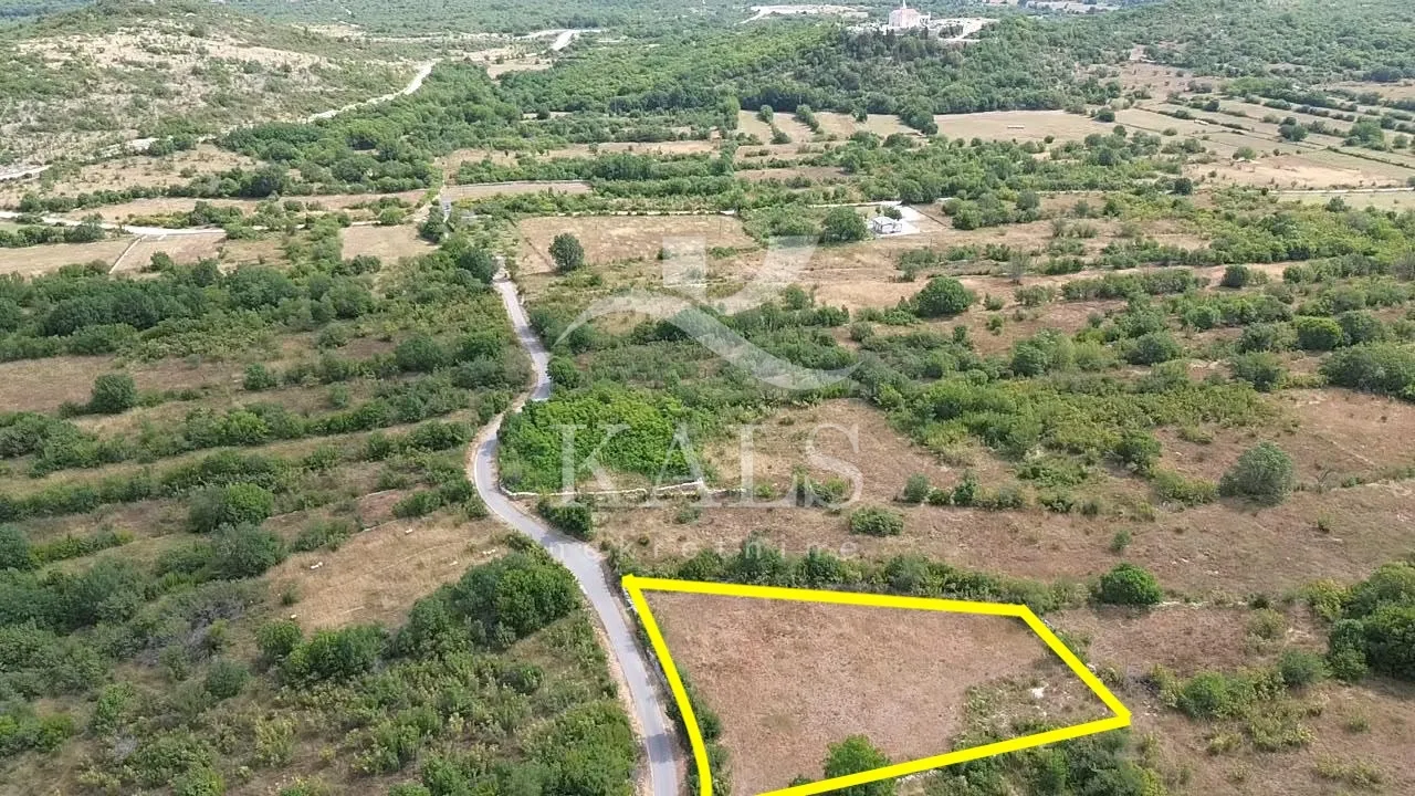 GRAĐEVINSKO ZEMLJIŠTE, PRODAJA, RADOŠIĆ, LEĆEVICA, 2072 m2