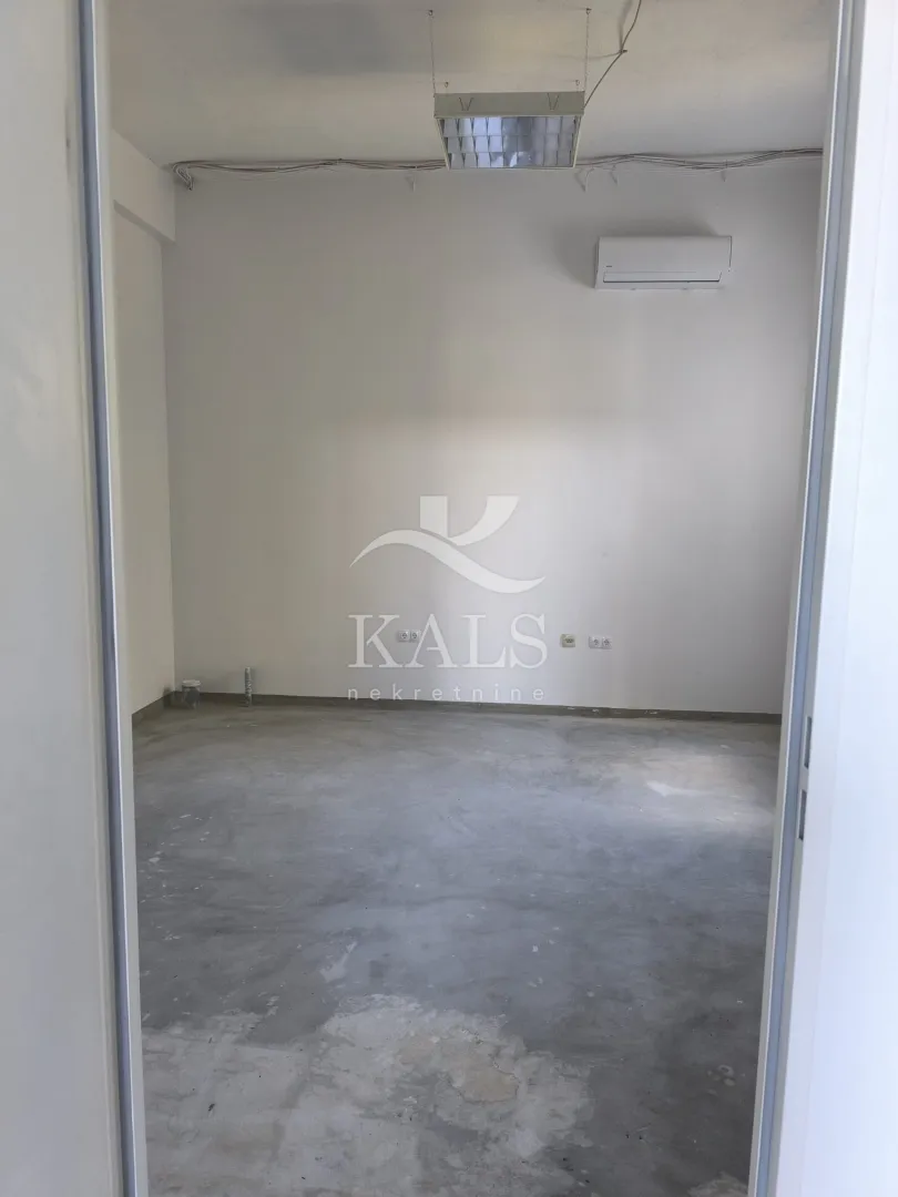 poslovni prostor, najam, kaštel novi, uz magistralu, 69 m2 - slika 7