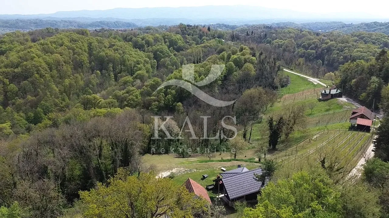 kuća (70 m²) na parceli od 3019 m² – sv. križ začretje - slika 7