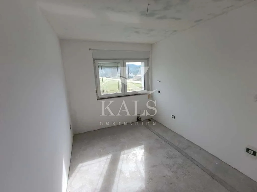 kuća+zemljište, prodaja,karlovac,tušilović, 1.427 m2 - slika 9