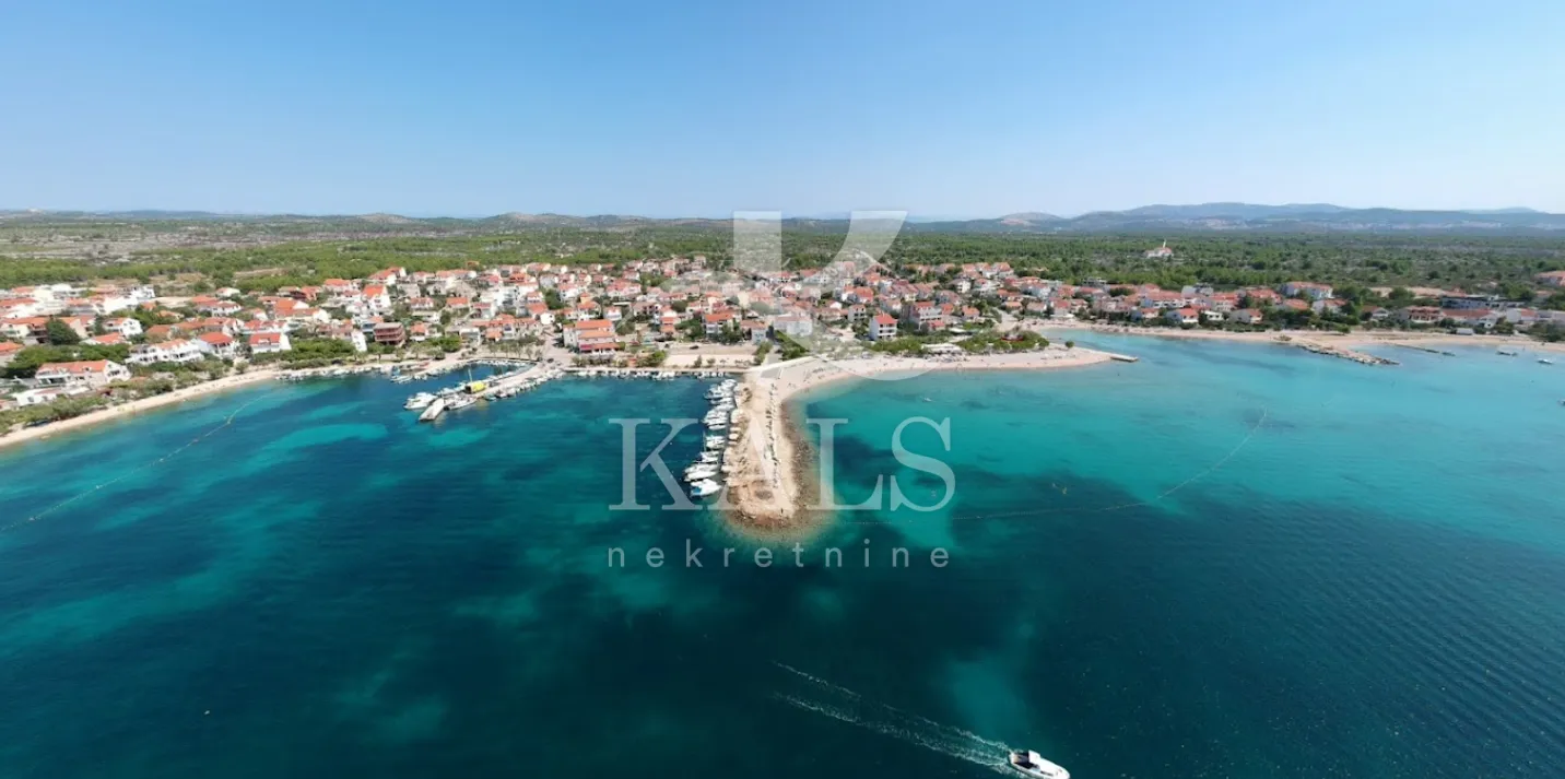 poljoprivredno zemljište , prodaja , šibenik , srima ,6000 m2 - slika 3
