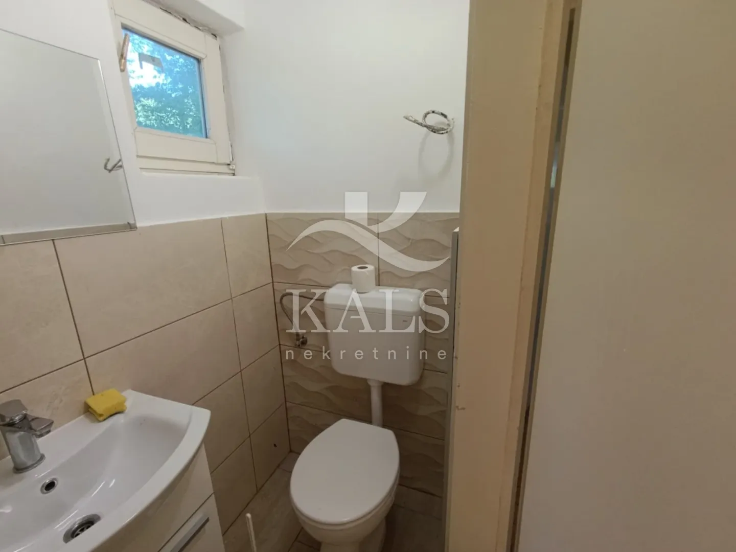 kuća, najam,karlovac,koranski brijeg ,100 m2 - slika 11