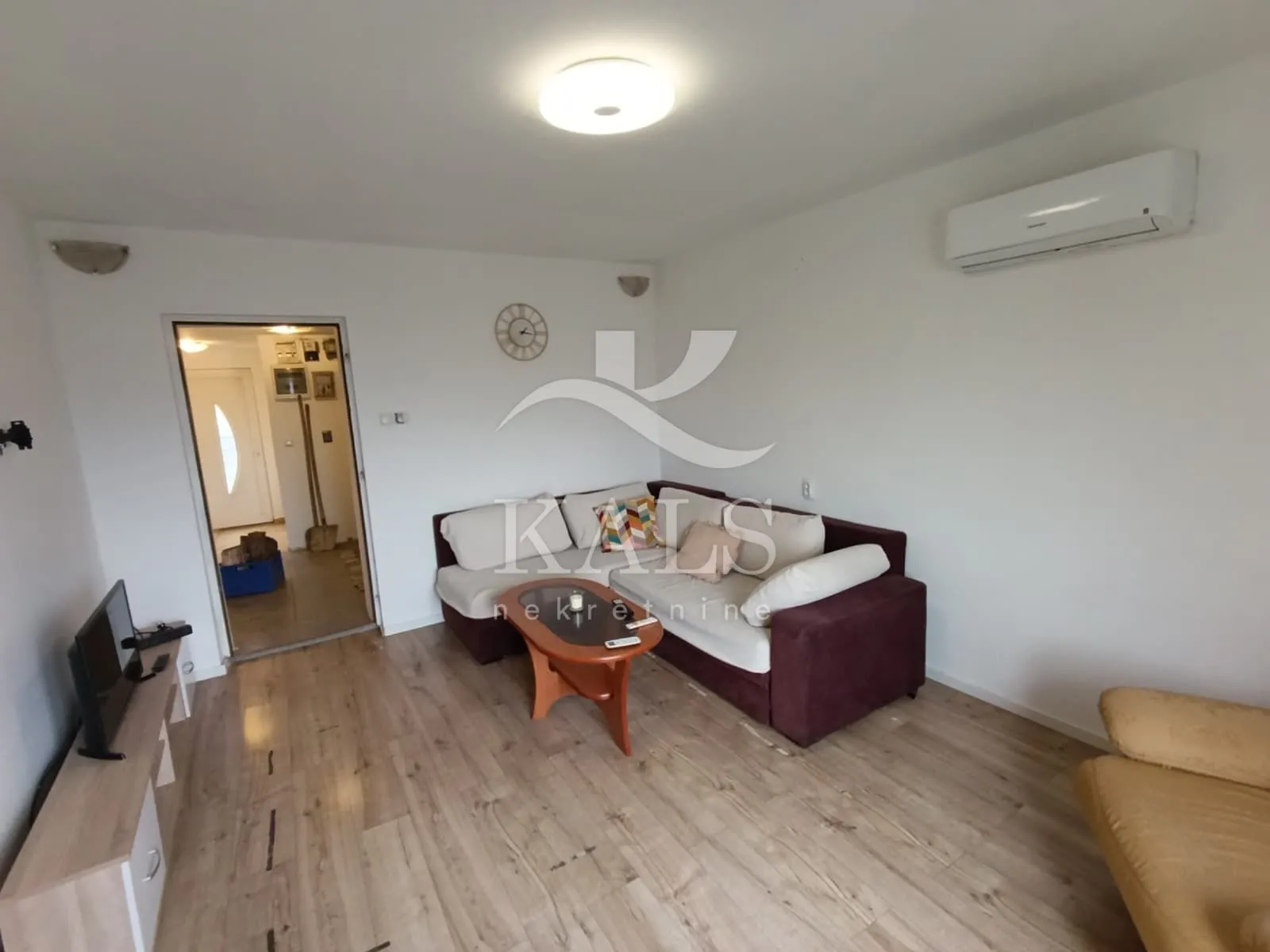 kuća+zemljište, prodaja,zagreb,maksimir 468m2+182m2 - slika 1