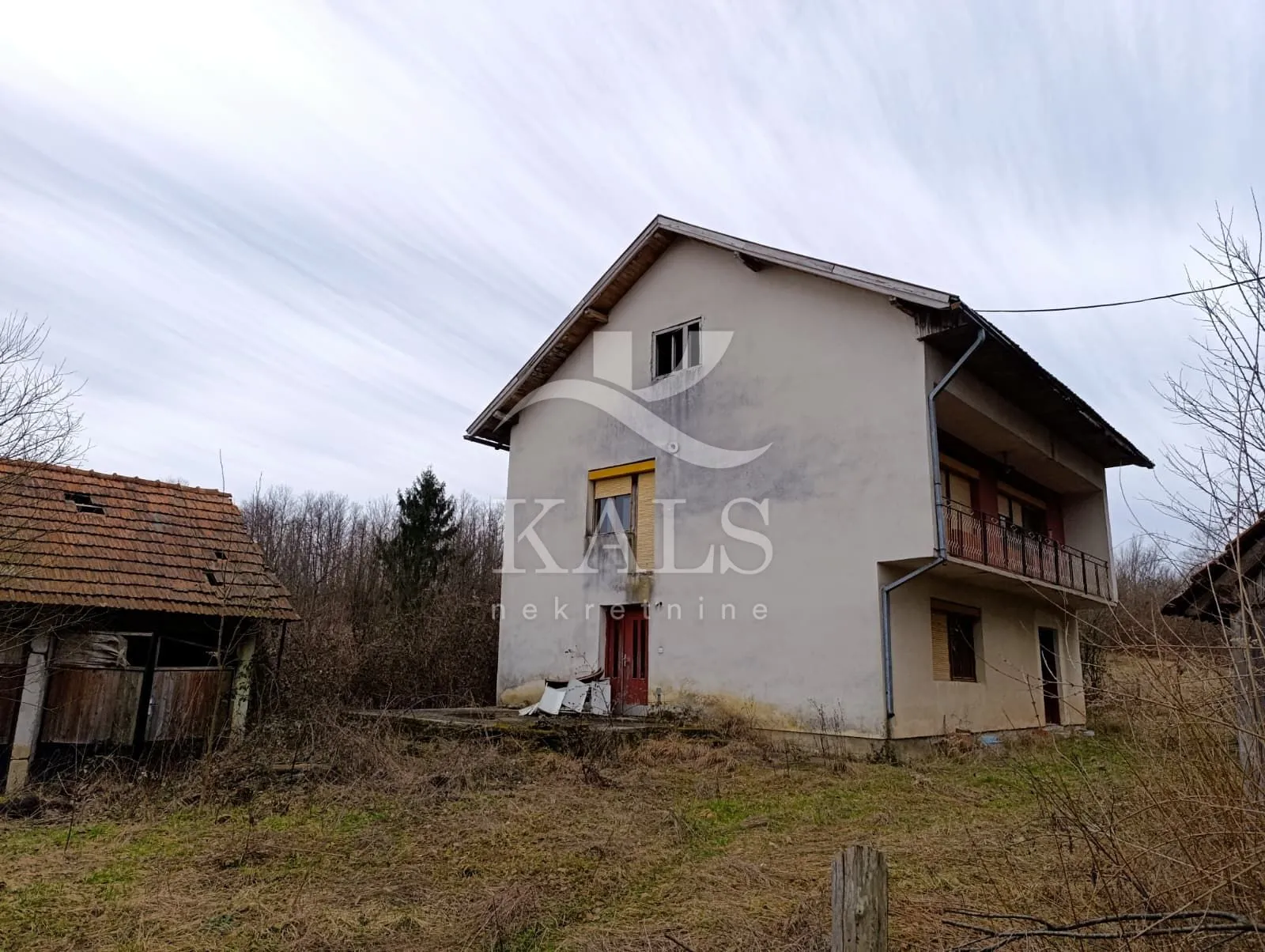 kuća+zemljište+voćnjak,prodaja,brdo utinjsko,vojnić 367 m2+23694m2 - slika 2