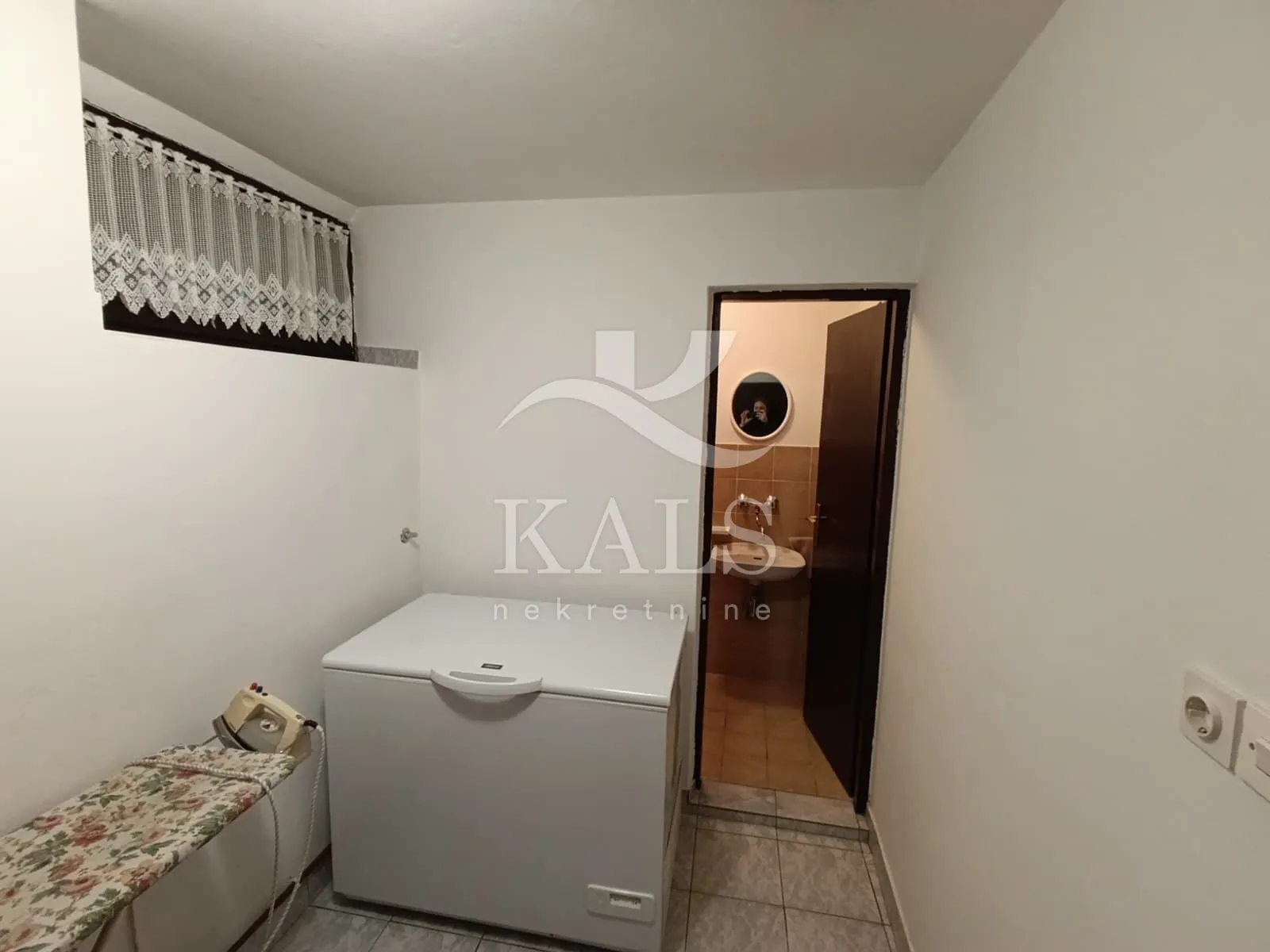 kuća, prodaja, duga resa, mrežnički brig 350 m2 - slika 16