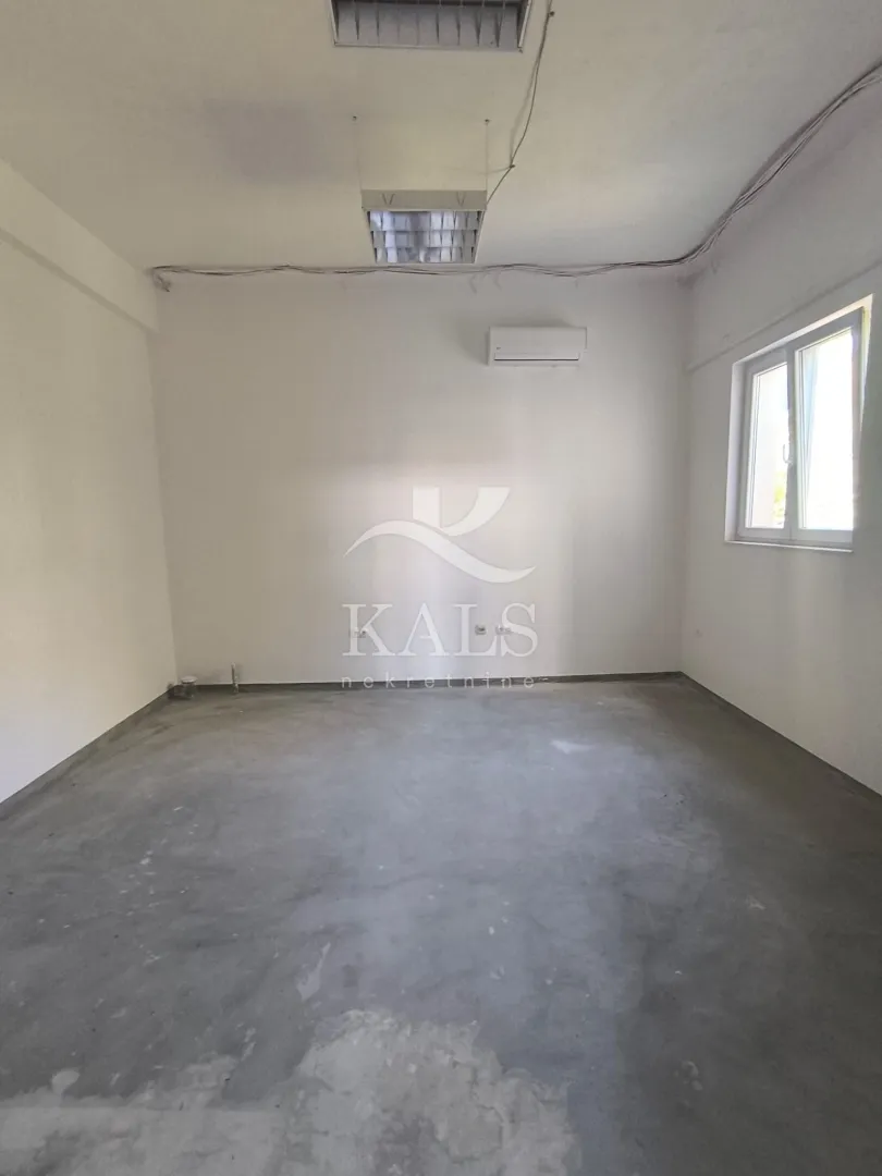 poslovni prostor, najam, kaštel novi, uz magistralu, 69 m2 - slika 4
