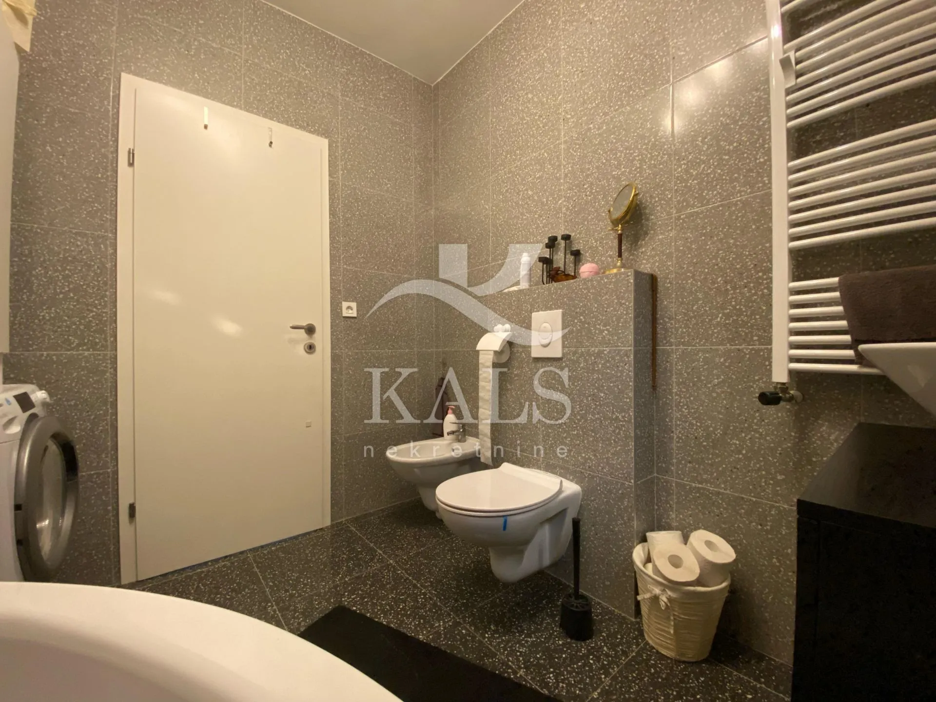 kuća, prodaja, zagreb, grmoščica ,140 m2, 6-sobna - slika 19