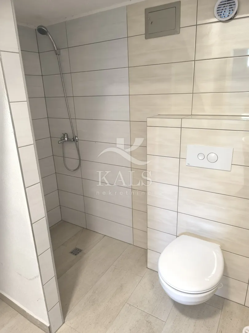 poslovni prostor, najam, kaštel novi, uz magistralu, 69 m2 - slika 11