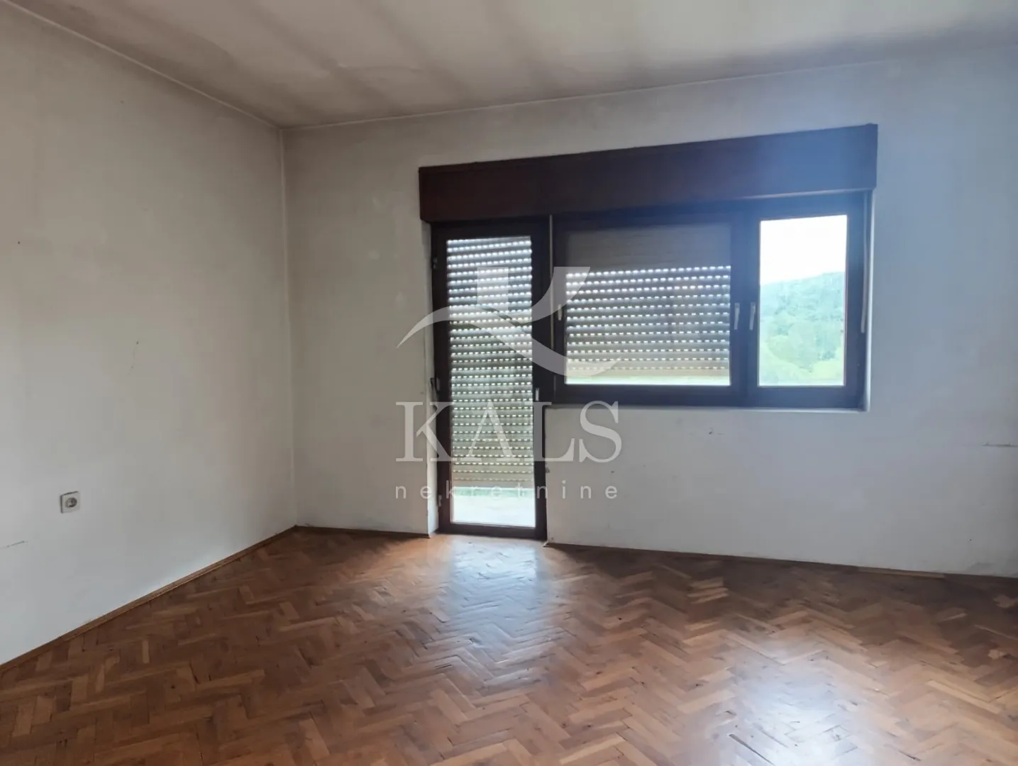 kuća+zemljište, prodaja,vojišnica, 236m2+28,794,m2 - slika 7