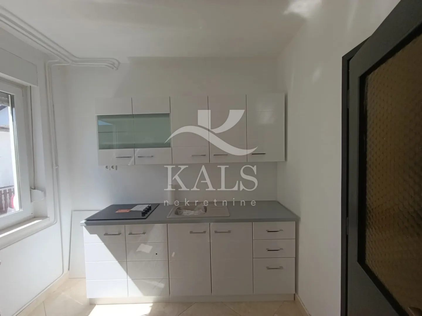 kuća, najam ,karlovac,mekušje,294 m2 - slika 8