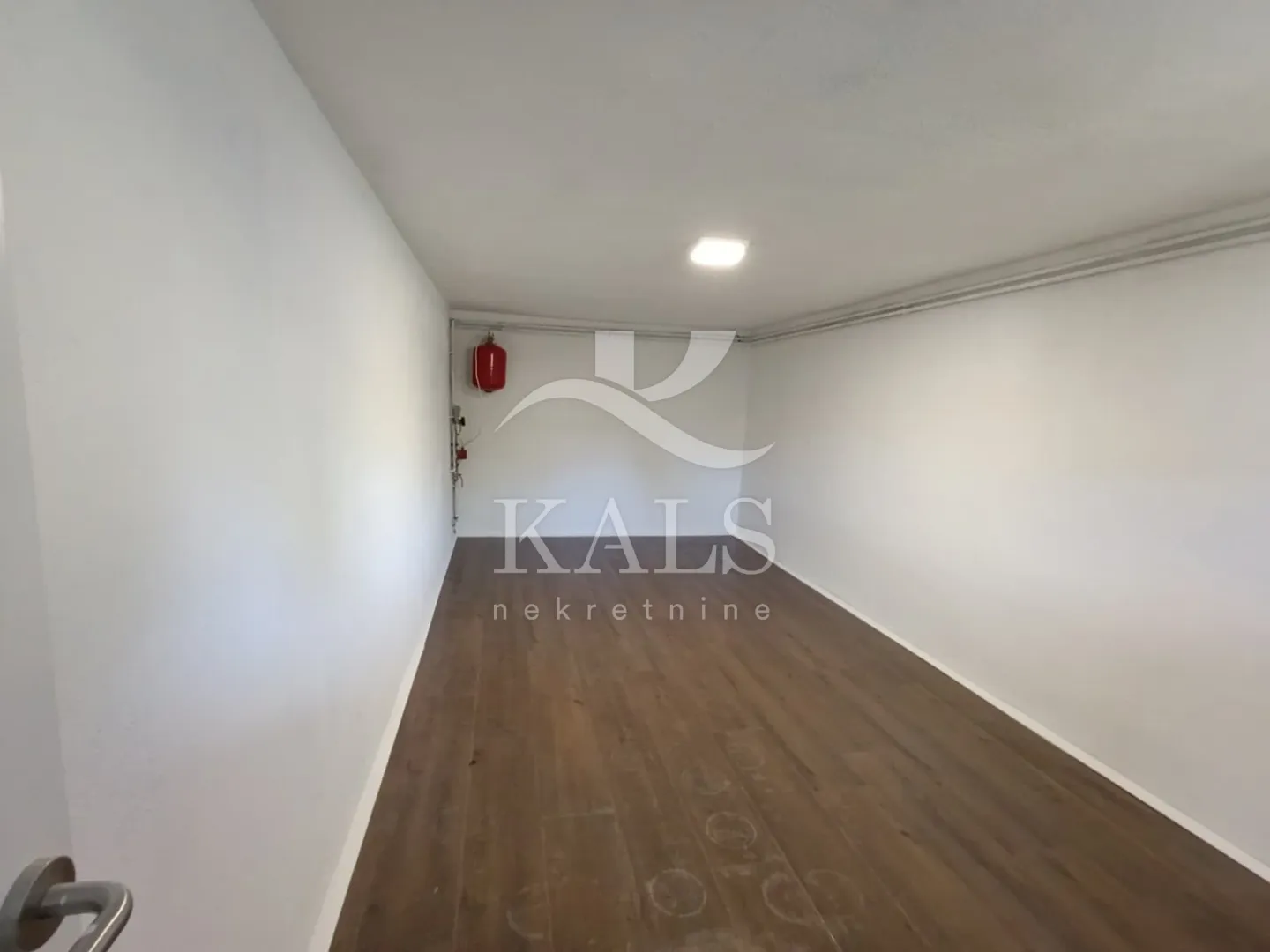 kuća, najam,karlovac,tušilović,120 m2 - slika 6