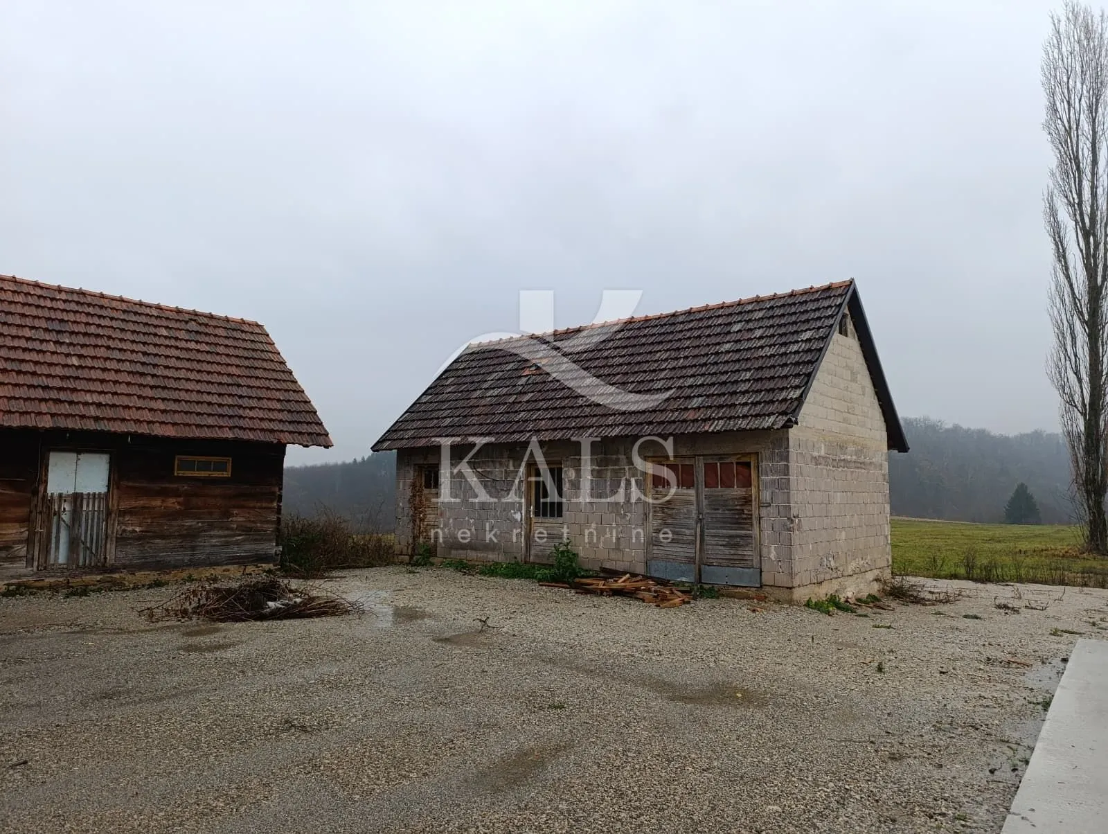 kuća+zemljište, prodaja,vojnić, jagrovac ,23102m2 - slika 3