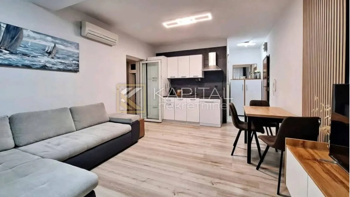 Dramalj, 27m2 + 33m2 terasa, 300m od mora, parking, čisti papiri - Dramalj, Crikvenica